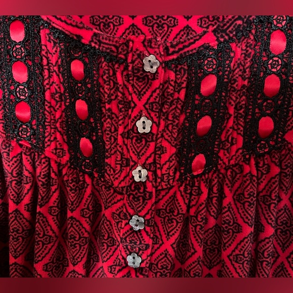 Secret Treasures Red Plush Nightgown- 2X - Picture 4 of 8